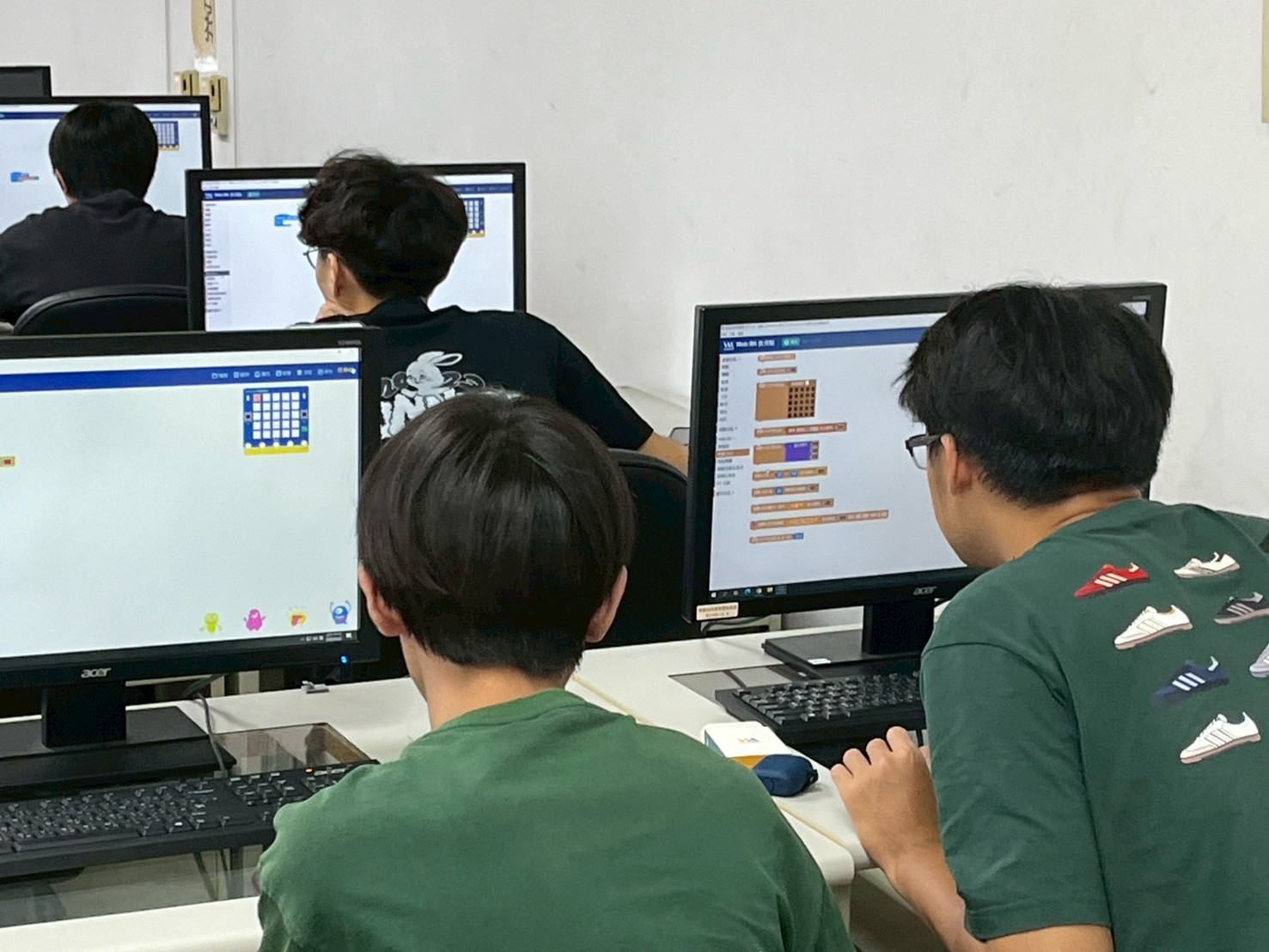 11401高教深耕教材研發